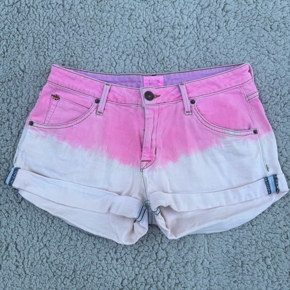 Hudson Hampton Cuffed Short Short in
Pink Gradient Size 26 - Picture 1 of 5